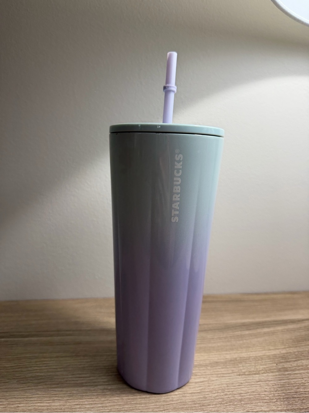 Starbucks blue-to-Lavender Gradient Reusable Tumbler with Lavender Straw
